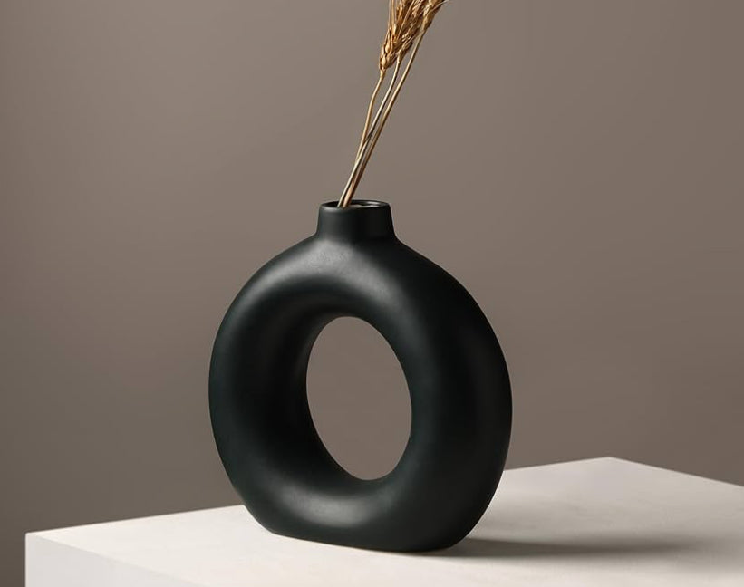 Black Donut pot